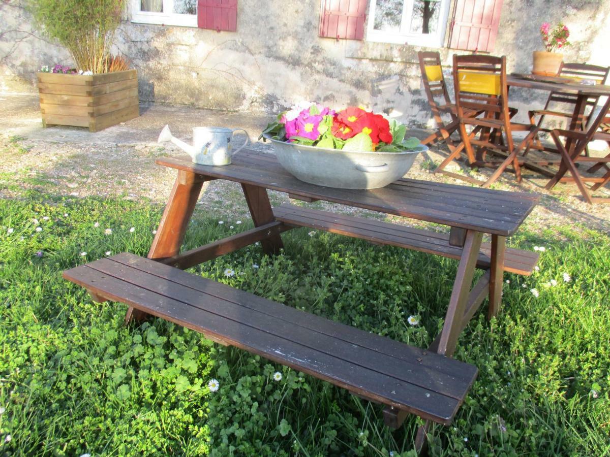Logis De Bois Roche Ferienhaus *